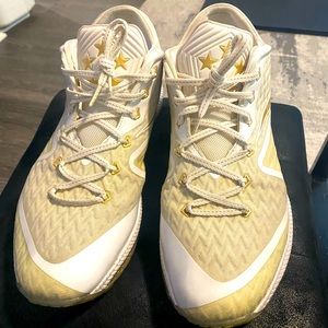 Nike Zoom FB 5 star Generals
Sz 12 trainers (no box)